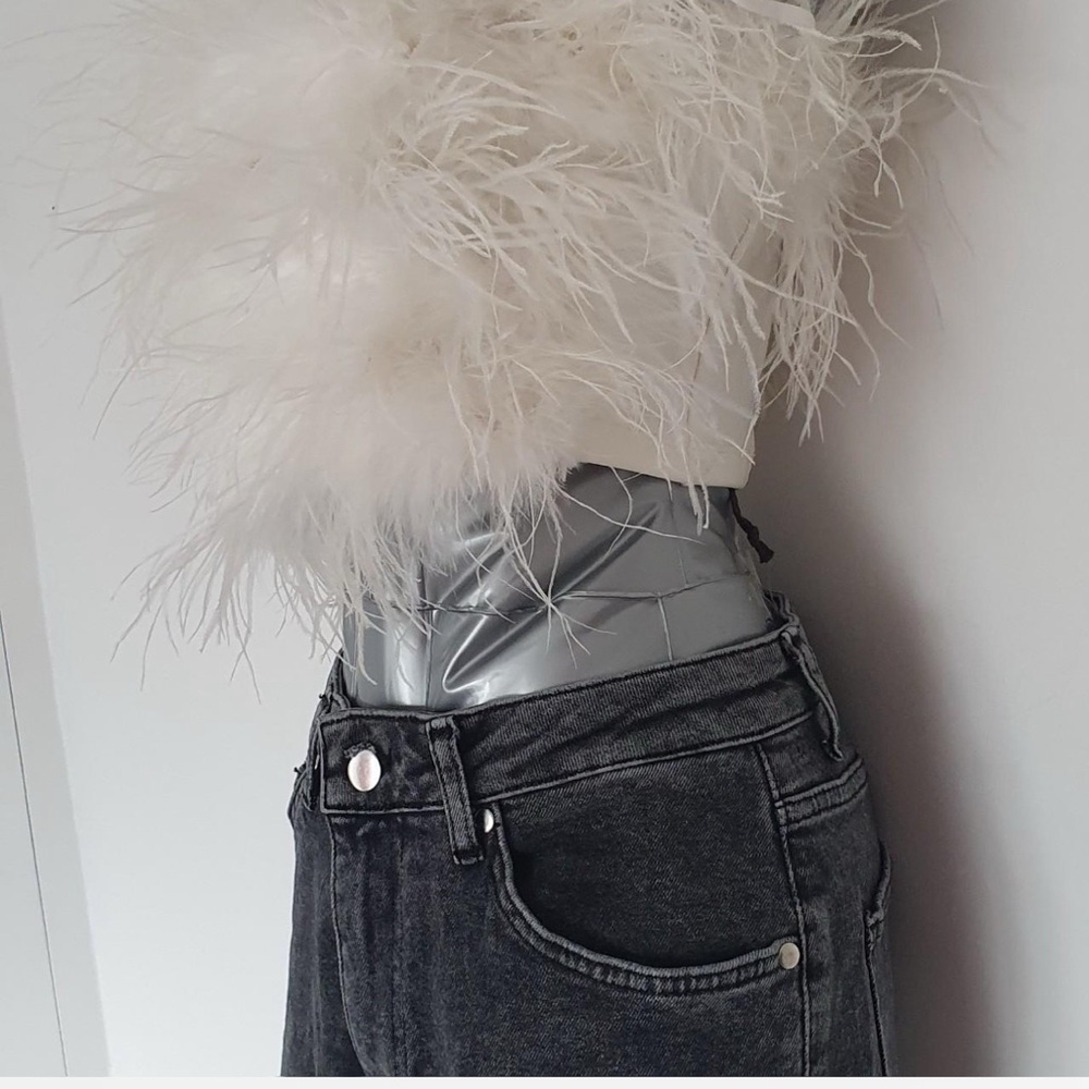 Karen Millen Bardot feather crop top - Picture 3 of 7